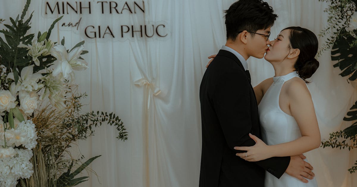 découvrez notre sélection de titres romantiques pour les mariages, parfaits pour capturer l’essence de votre journée spéciale. inspirez-vous d'idées uniques et mémorables pour donner une touche d'amour à votre cérémonie.