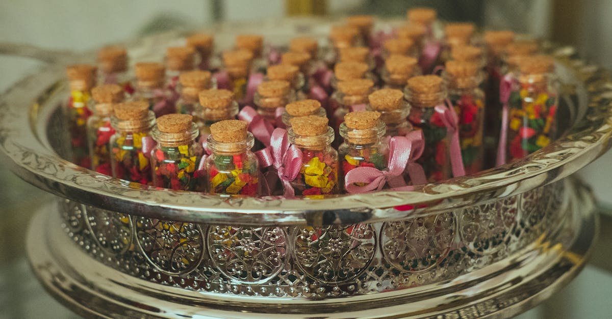 découvrez des idées originales et élégantes pour des souvenirs de mariage qui raviront vos invités. offrez-leur des wedding favors uniques pour rendre votre journée inoubliable.