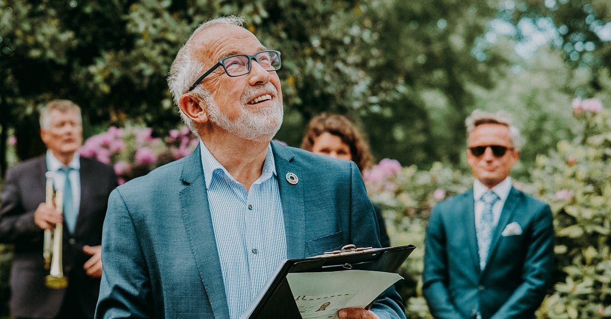 découvrez des conseils pratiques pour rédiger un discours de mariage mémorable. que vous soyez le meilleur homme, la demoiselle d'honneur ou un parent, apprenez à toucher le cœur des invités avec des anecdotes émouvantes et de l'humour subtil. faites de ce moment un instant inoubliable pour les mariés!