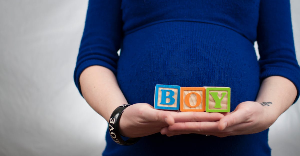 découvrez une sélection de prénoms pour bébé, leurs significations et origines. trouvez le nom parfait pour votre enfant grâce à nos conseils et listes inspirantes.
