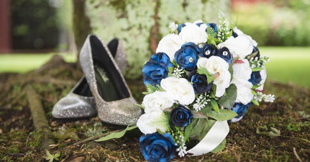 découvrez notre collection élégante de chaussures de mariage bleues pour la mariée moderne. alliez originalité et raffinement le jour j avec nos modèles uniques et confortables.