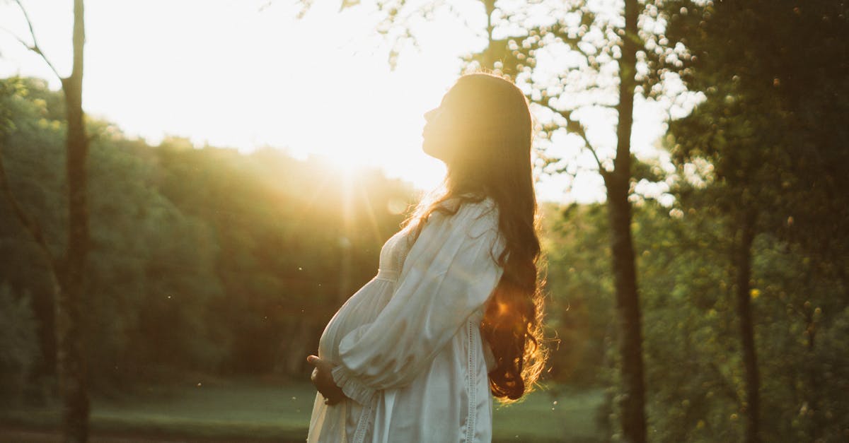 découvrez notre collection de robes de maternité élégantes et confortables, parfaites pour toutes les occasions et adaptées à chaque étape de votre grossesse. profitez d’un style tendance tout en restant à l’aise !