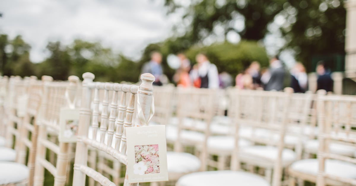organisez un mariage en plein air inoubliable : idées de décoration, conseils pratiques et inspirations pour une cérémonie magique dans un cadre naturel exceptionnel.