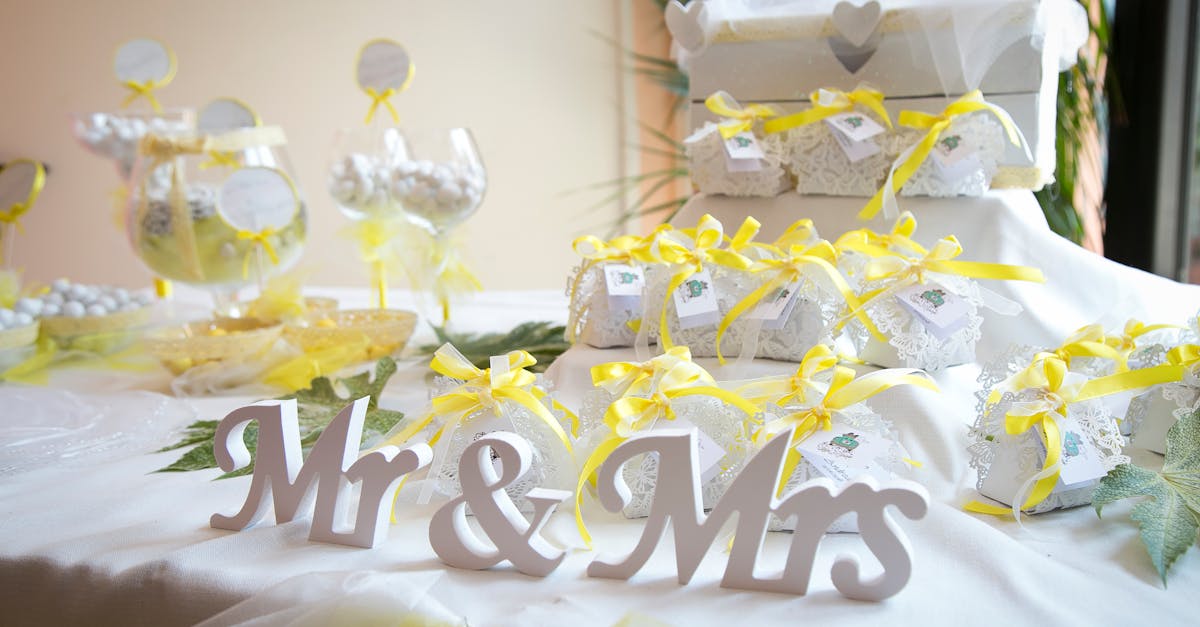 découvrez nos idées originales de wedding favors pour surprendre vos invités le jour de votre mariage. sélection de cadeaux uniques, personnalisés et tendances pour remercier vos proches.