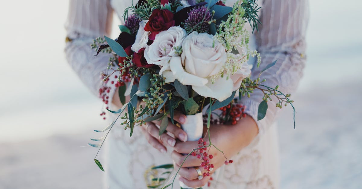 découvrez nos conseils essentiels pour choisir l'alliance parfaite pour votre mariage. trouvez des astuces sur les matériaux, le style et l'ajustement pour faire de ce symbole d'amour un choix inoubliable.