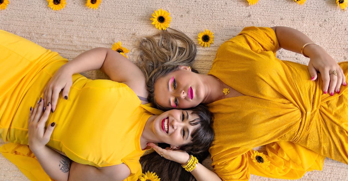 découvrez notre collection de robes jaunes, élégantes et tendance. idéales pour toutes les occasions, ces robes apportent une touche de fraîcheur et de soleil à votre garde-robe. explorez des styles variés, des coupes flatteuses et des motifs uniques pour briller en toute saison.
