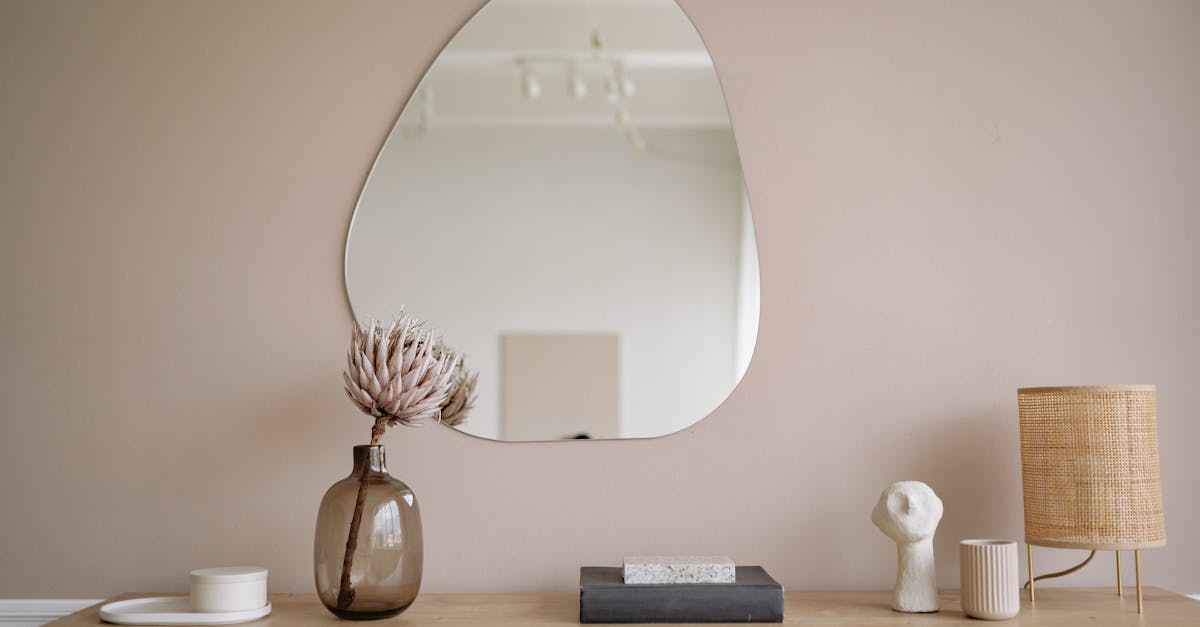découvrez une large sélection de décorations pour sublimer votre intérieur et toutes vos occasions. trouvez des idées inspirantes, tendances et adaptées à tous les styles sur notre site dédié à la décoration.