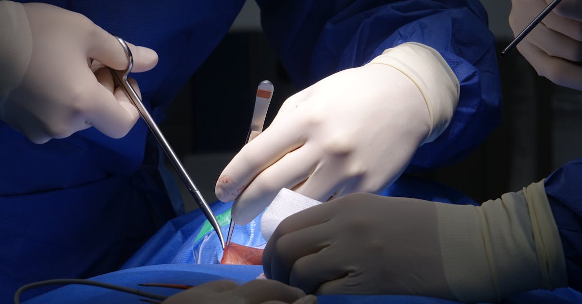 découvrez tout ce qu'il faut savoir sur l'épidurale : définition, déroulement de la procédure, bienfaits et risques, et réponses aux questions fréquentes pour mieux préparer votre accouchement ou intervention médicale.