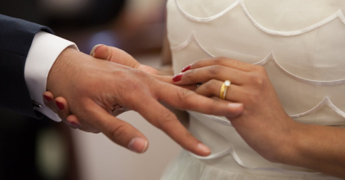 découvrez tout ce qu’il faut savoir sur le mariage : conseils, traditions, démarches administratives et inspirations pour organiser le plus beau jour de votre vie.
