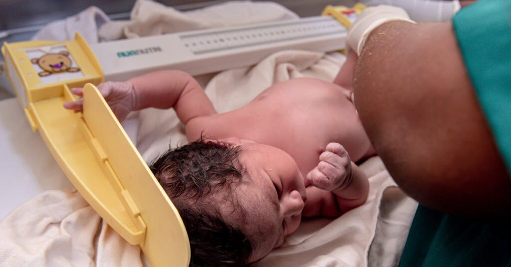 découvrez les causes, symptômes, traitements et prévention de l’hémorragie du postpartum, une complication majeure après l’accouchement. informez-vous pour mieux comprendre et réagir face à cette urgence médicale.