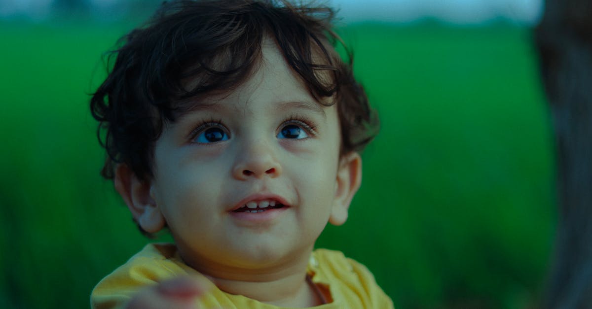 découvrez des idées de prénoms pour bébé, des conseils pour choisir le prénom parfait et des tendances actuelles pour filles et garçons. trouvez l'inspiration pour nommer votre enfant facilement !
