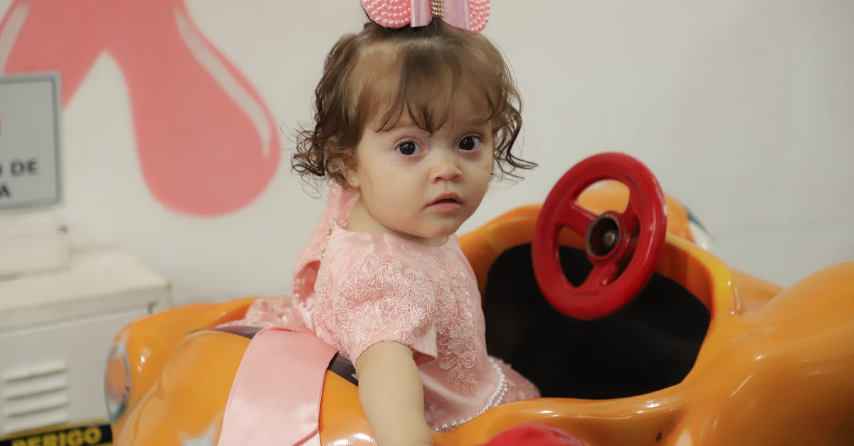 découvrez une sélection de prénoms pour bébé, leurs significations et conseils pour choisir le nom parfait pour votre enfant. inspirez-vous parmi nos idées de prénoms originaux et tendances !