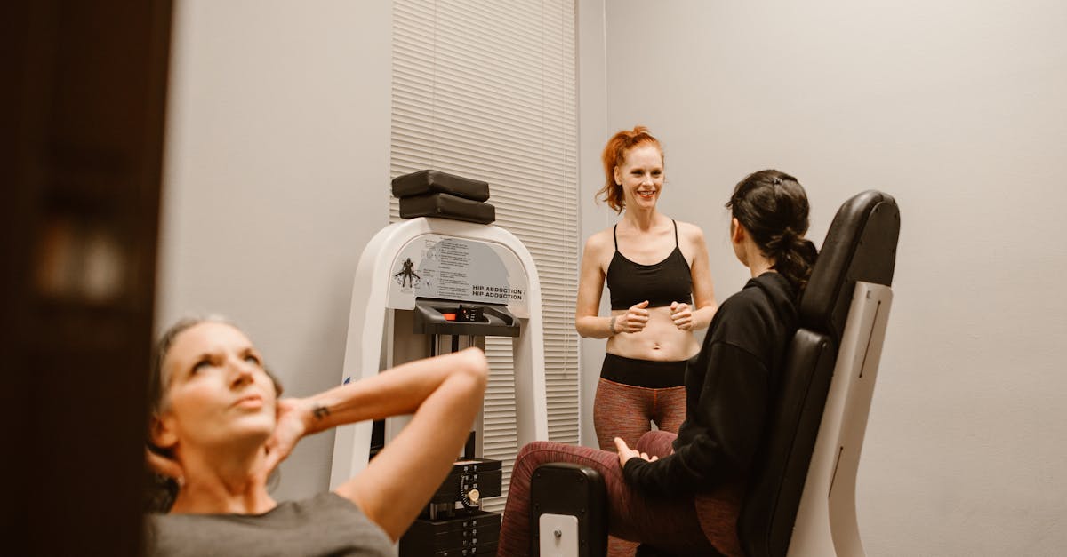 découvrez tout ce qu'il faut savoir sur les fibromes utérins : symptômes, causes, traitements et conseils pour mieux vivre avec cette affection féminine courante.