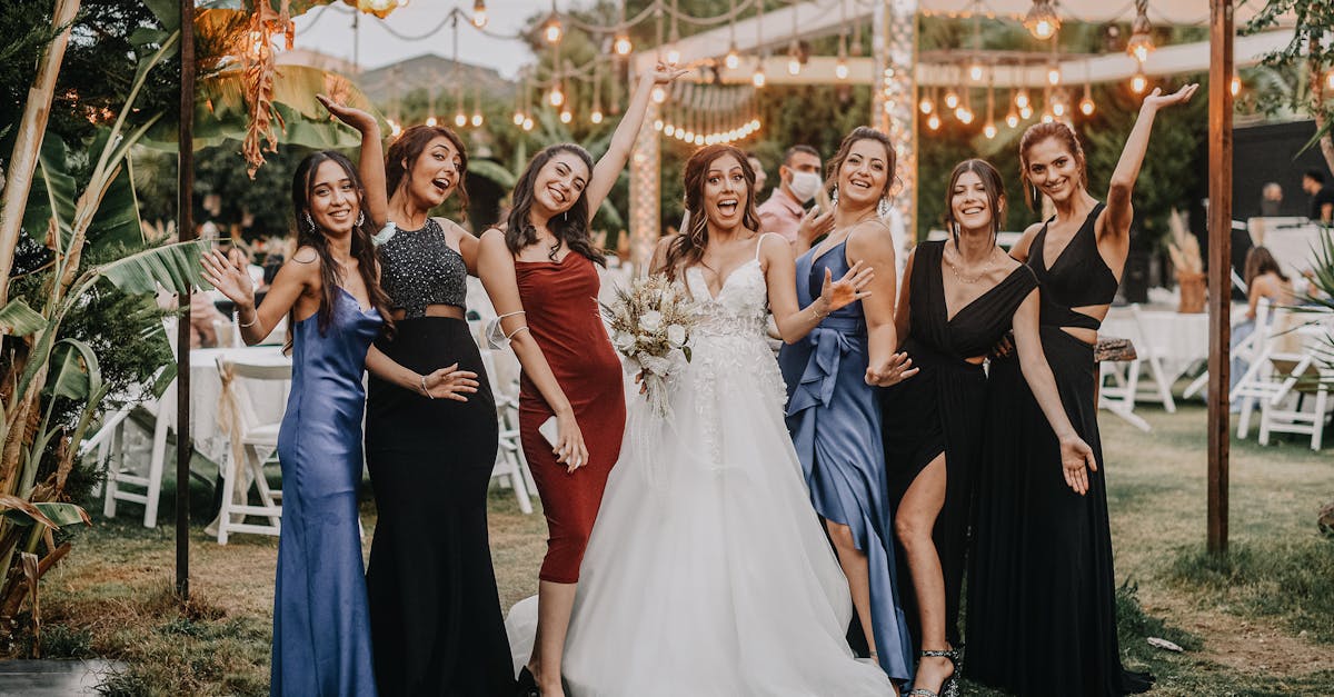 découvrez notre sélection de robes de mariée abordables alliant élégance et qualité, parfaites pour un mariage de rêve sans se ruiner.