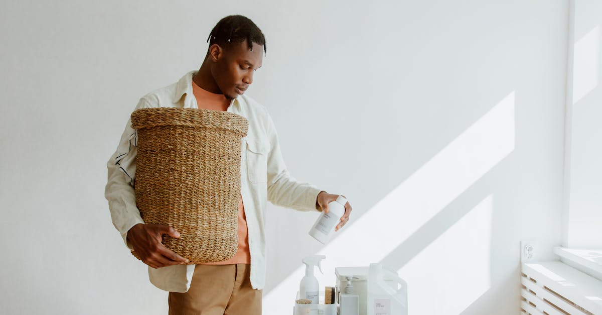 découvrez nos astuces pour organiser efficacement les biberons de votre bébé. gagnez du temps, gardez votre espace bien rangé et facilitez le quotidien avec nos conseils pratiques pour une organisation optimale des biberons.