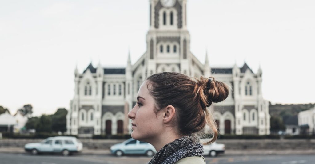 découvrez nos conseils et inspirations pour réaliser un chignon élégant, facile ou sophistiqué, adapté à toutes les occasions et à tous types de cheveux.