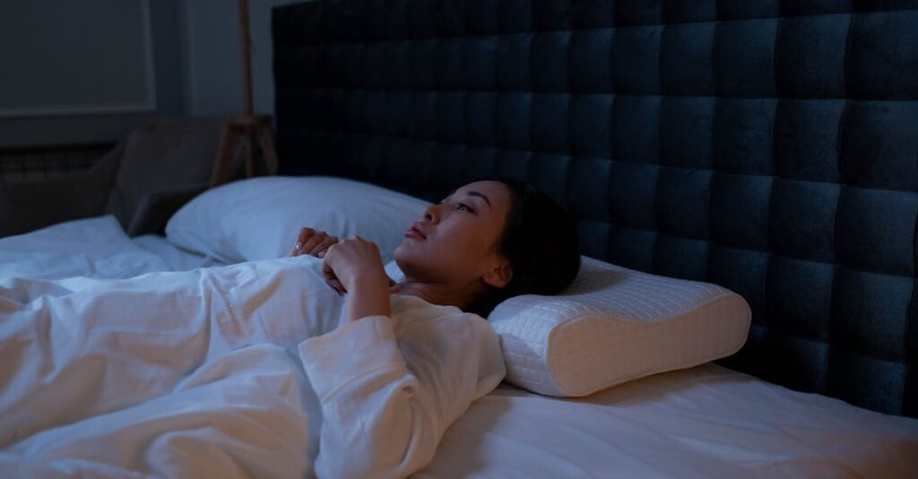 découvrez les défis du sommeil pendant la grossesse et nos conseils pour mieux dormir et rester en forme tout au long de cette période importante.