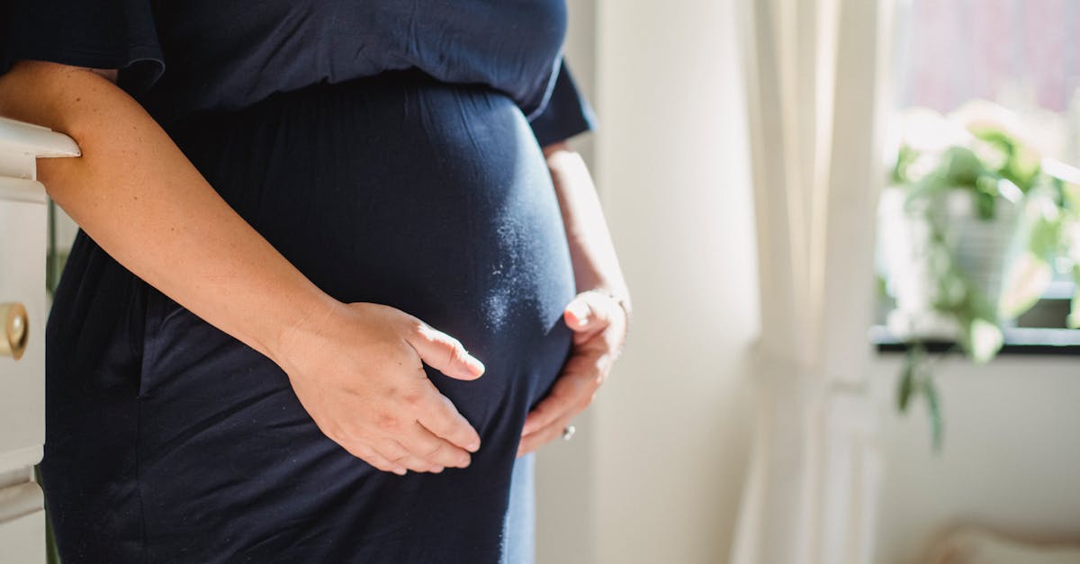 découvrez des conseils pratiques et utiles pour bien vivre l'attente durant la grossesse et préparer sereinement l'arrivée de bébé.