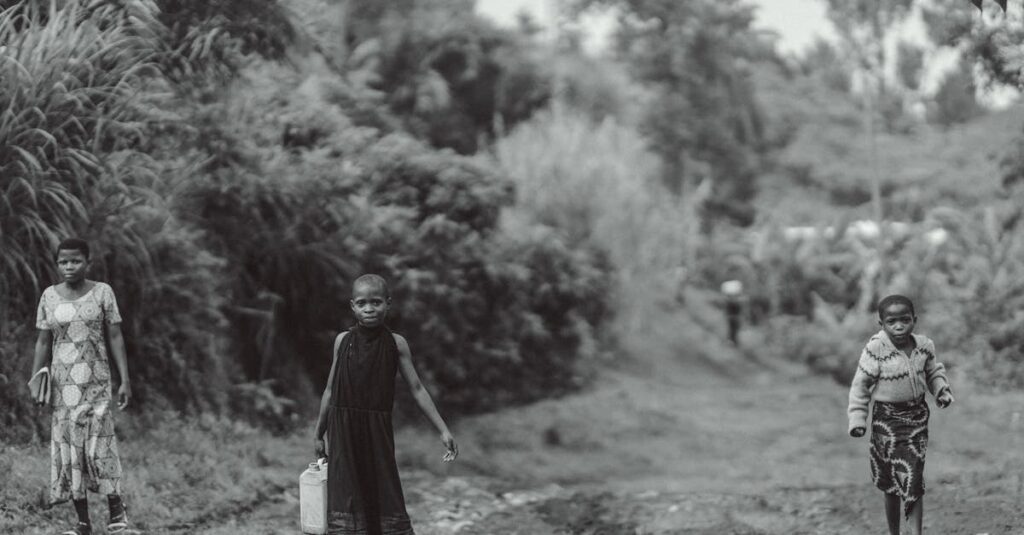 découvrez comment les perceptions sociales influencent nos interactions, nos croyances et la manière dont nous interprétons le comportement des autres dans la société.