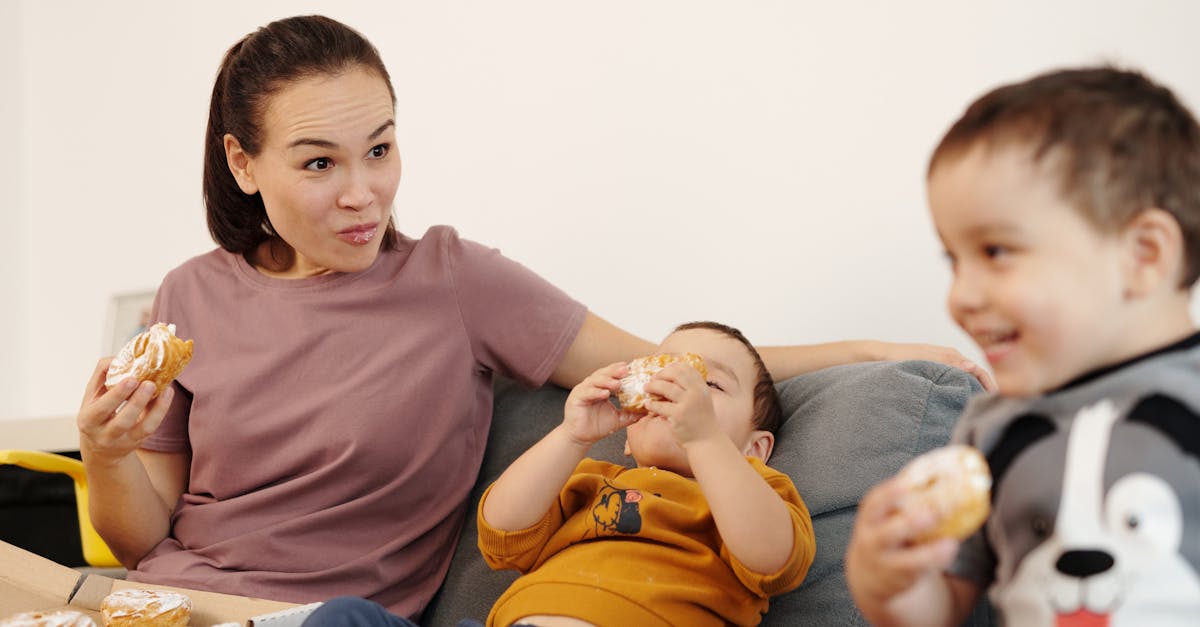 découvrez les joies et les défis de la maternité de jumeaux, avec des conseils pratiques pour les mamans de jumeaux.