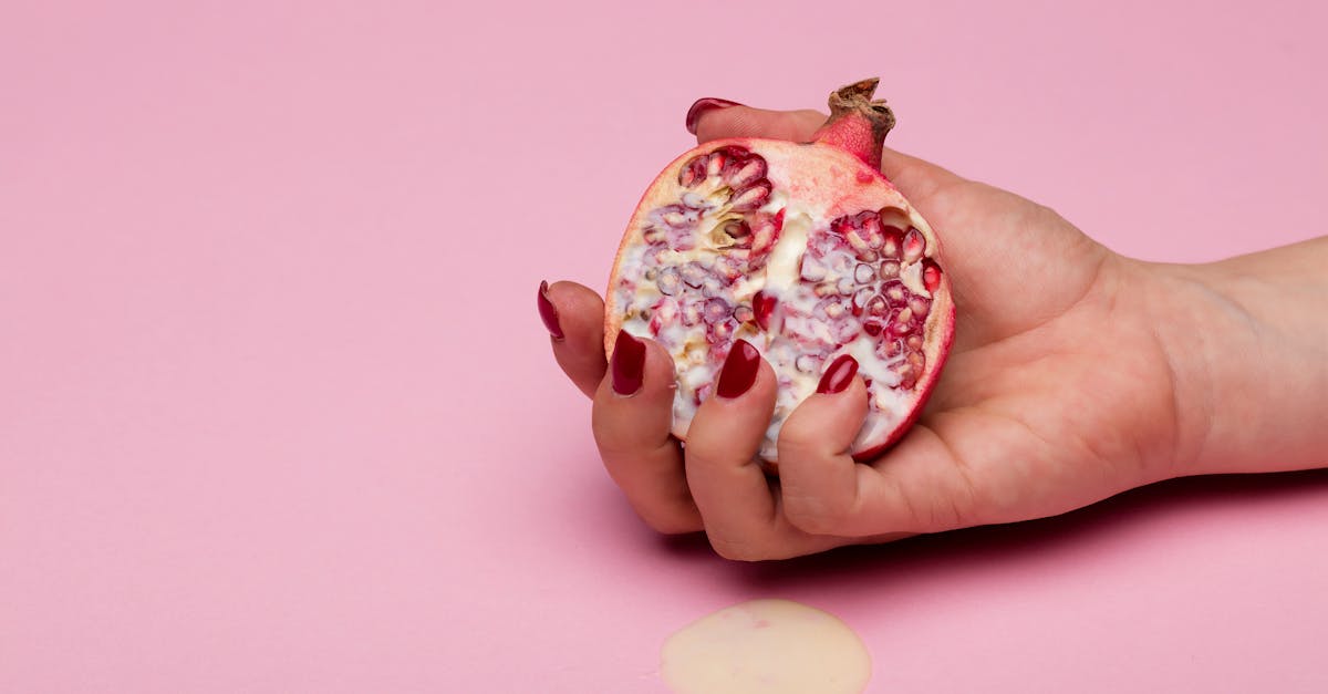 découvrez tout ce qu'il faut savoir sur les varices vulvaires : causes, symptômes, traitements et conseils pour soulager l'inconfort. informations fiables et claires sur cette affection féminine.