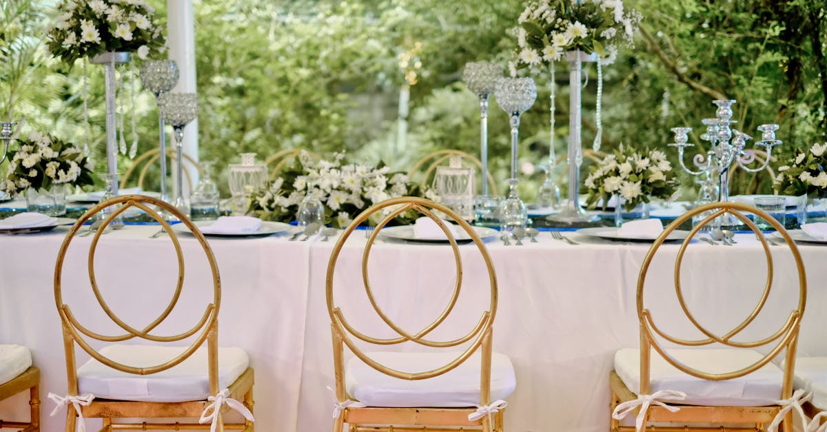 idées élégantes et créatives pour la décoration de table de mariage, afin de sublimer votre réception avec style et raffinement.