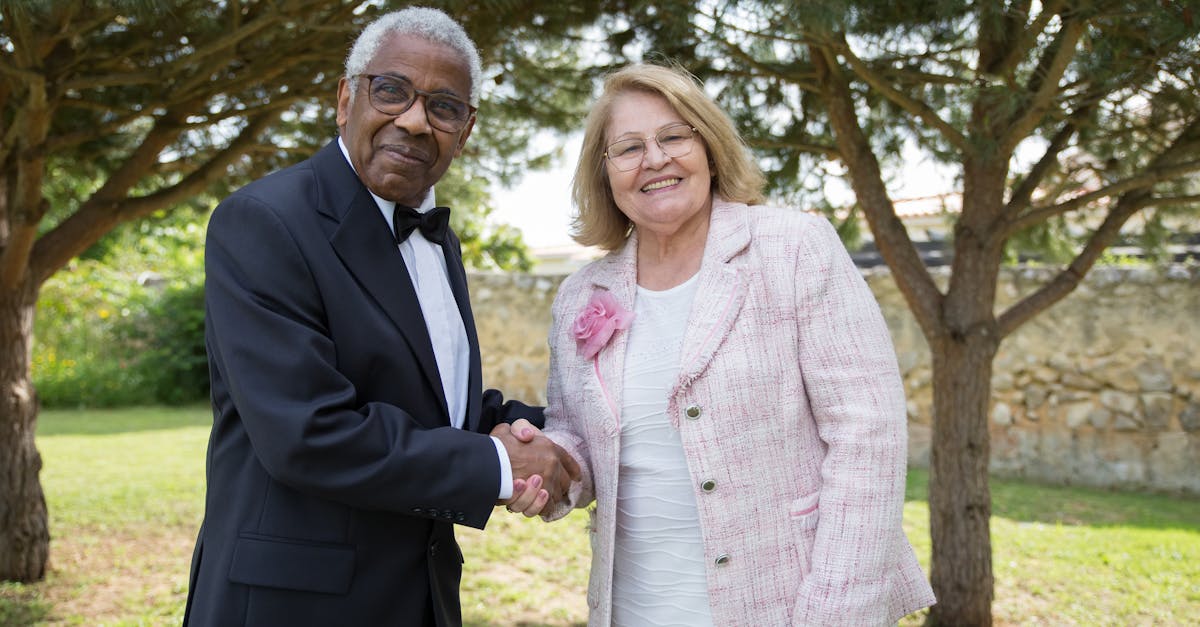 découvrez comment créer la liste des invités parfaite pour votre mariage, en équilibrant famille, amis et collègues pour une célébration inoubliable.